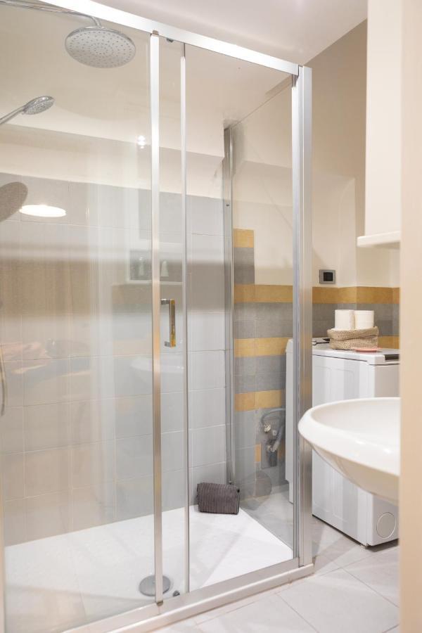 Xenia Apartments - Enjoy Porta Venezia In Modern Apt- 10 Min From Duomo Μιλάνο Εξωτερικό φωτογραφία