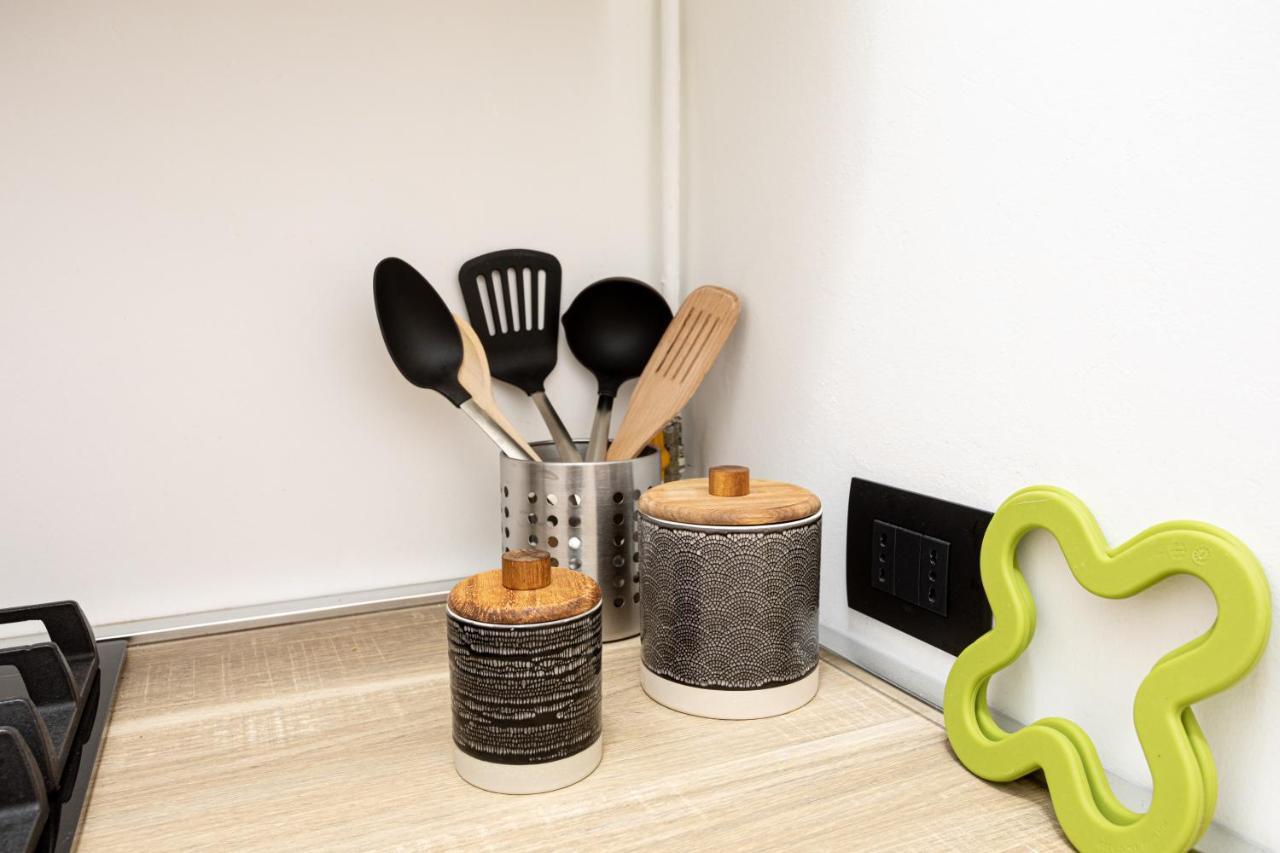 Xenia Apartments - Enjoy Porta Venezia In Modern Apt- 10 Min From Duomo Μιλάνο Εξωτερικό φωτογραφία